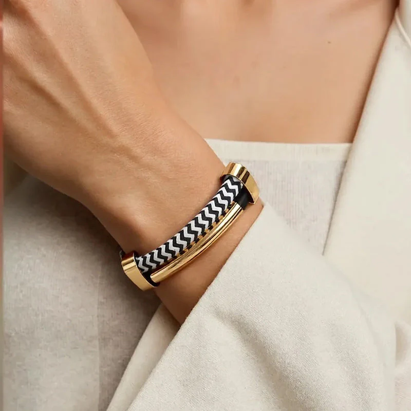 Chloé Montclair Braided Necklace and Bracelet Set - Image 4