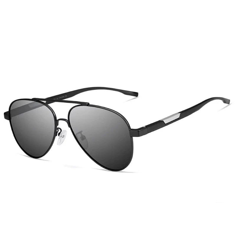 Classic Aviator Sunglasses with Metal Frame - Image 2
