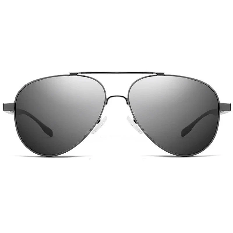 Classic Aviator Sunglasses with Metal Frame - Image 5
