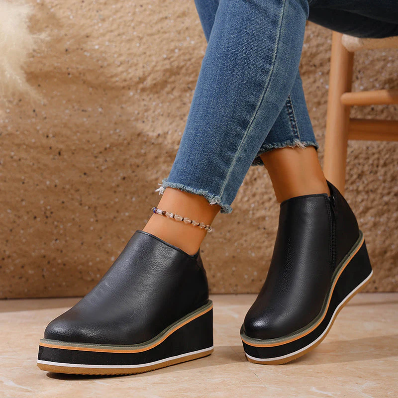 Sofia Amoretti Wedge Heel Ankle Boots - Image 6